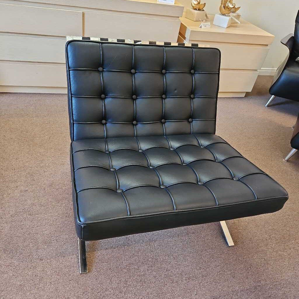 Replica Barcelona Chair in Black Leather, Designed by Mies Van Der Rohe for Knoll